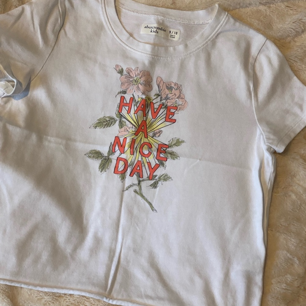 3/$15 Abercrombie Kids T-Shirt